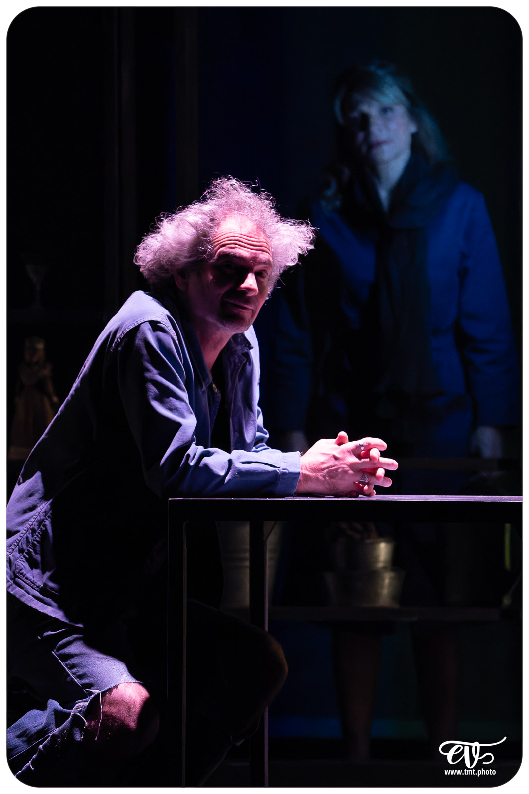 CHANGER L'EAU DES FLEURS (MATRIOSHKA PRODUCTIONS)